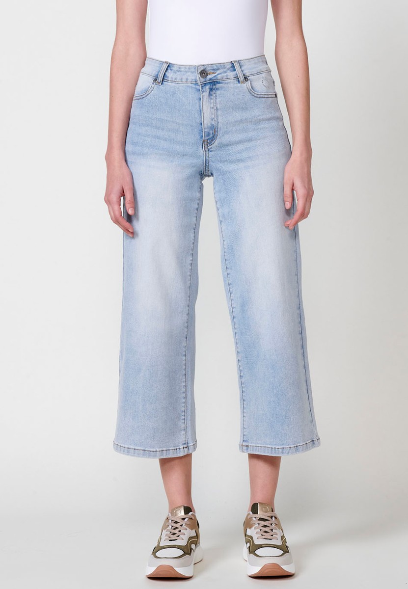 Wide leg jeans with front zip and button closure in blue for women