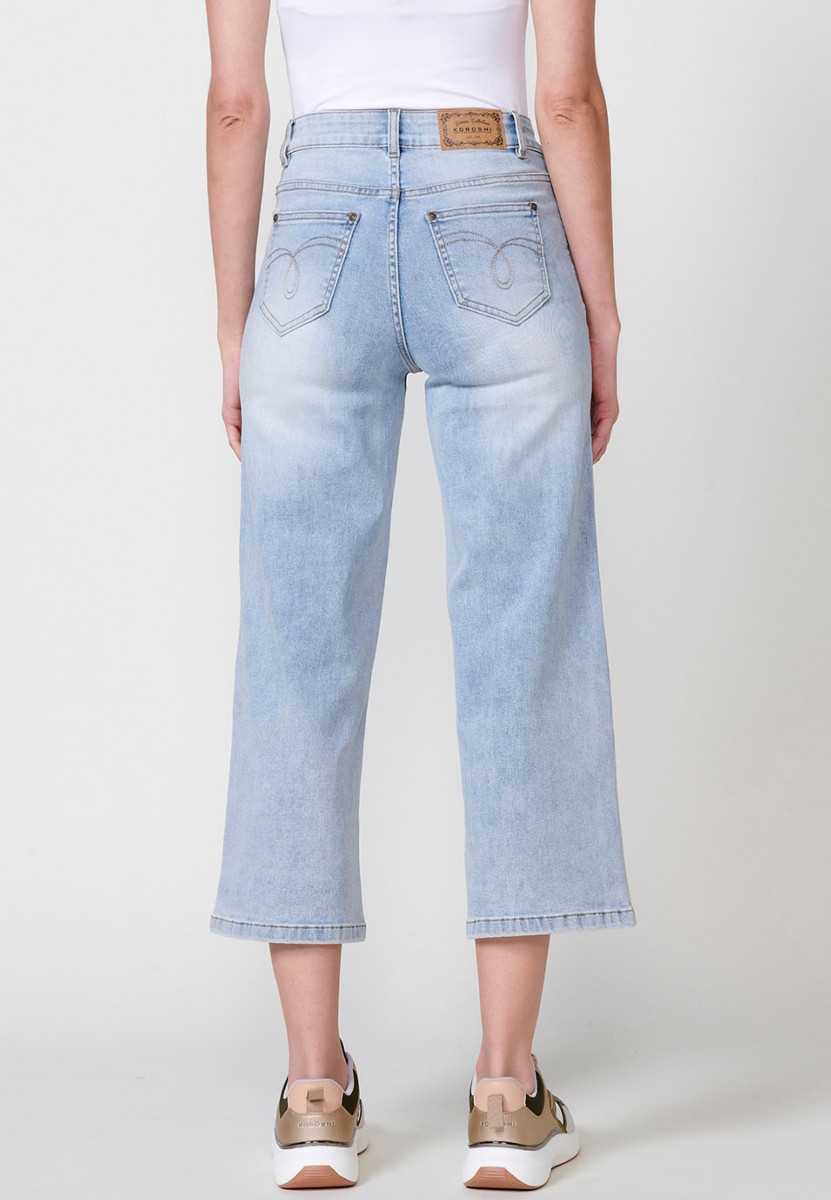 Wide leg jeans with front zip and button closure in blue for women