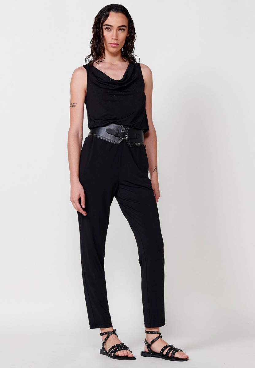 Mono Negro con Escote Drapeado para mujer