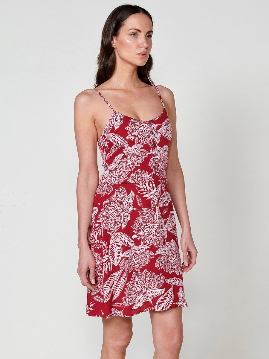Vestit curt fluid vermell per dona amb espatlles i esquena descobertes i brodat floral