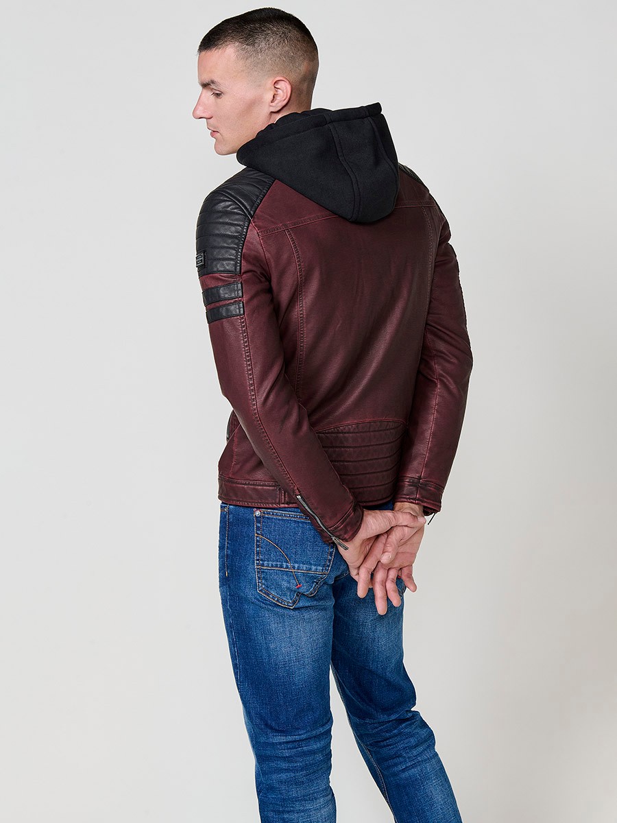 Men’s biker-style jacket in wine color with detachable hood and zip closure. Outer: 100% cotton, coated with polyurethane.