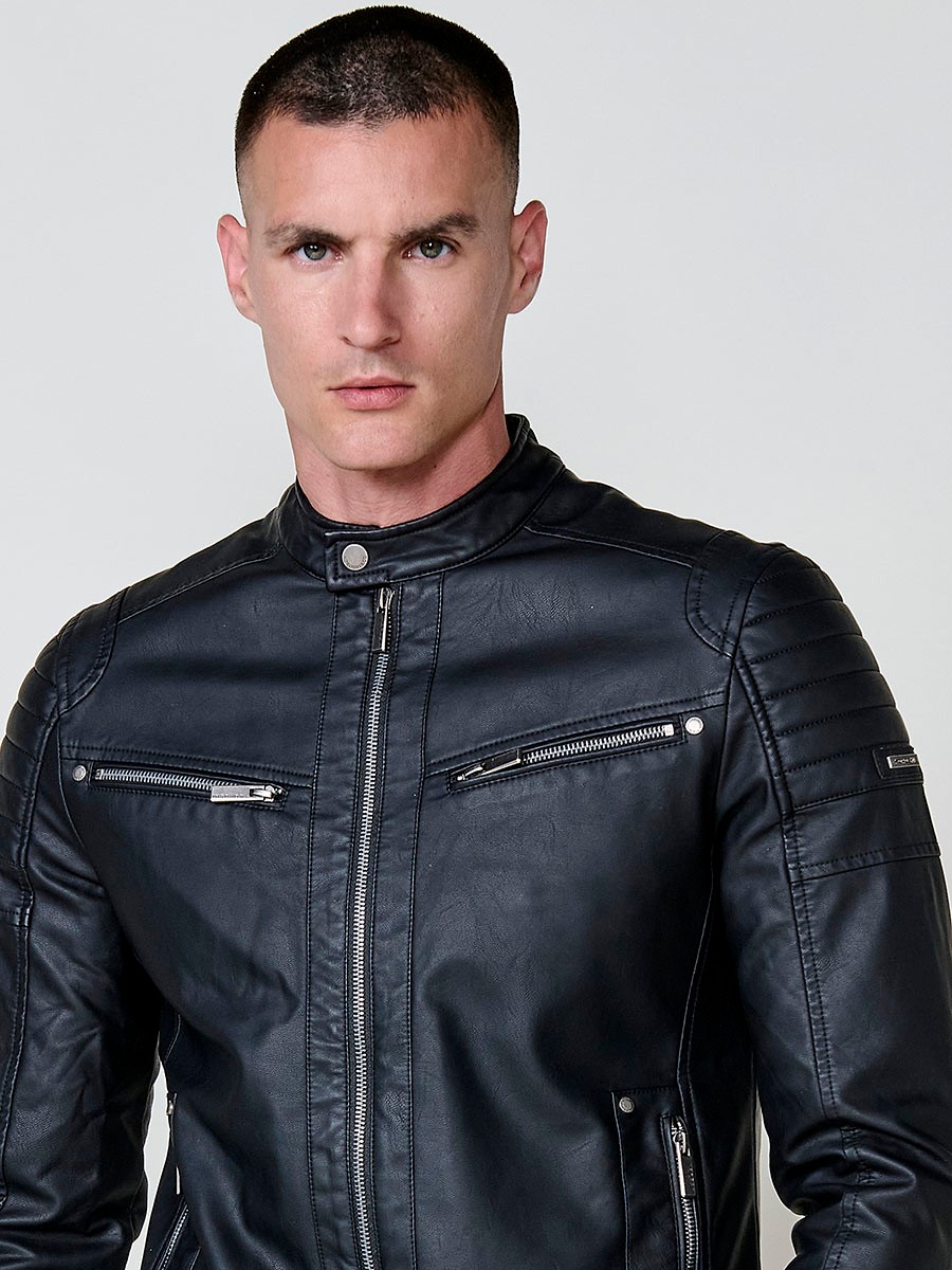 Men’s black jacket with high collar, zip closure and pockets. Outer: 100% cotton with polyurethane coating.