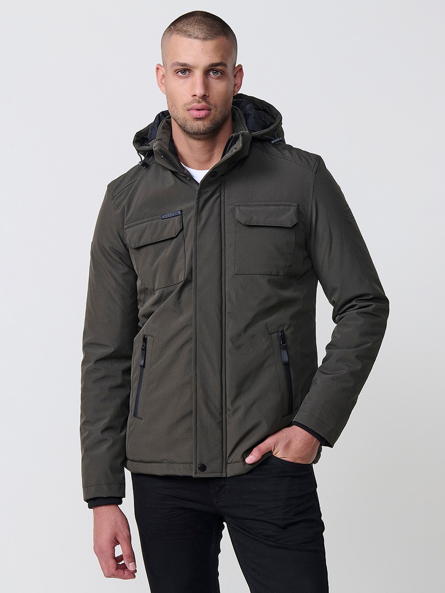 Gesteppte Herrenjacke in Khaki mit hohem Kragen, Kapuze, Reißverschluss und Taschen. Aus 100 % Polyester, warm und strapazierfähig.