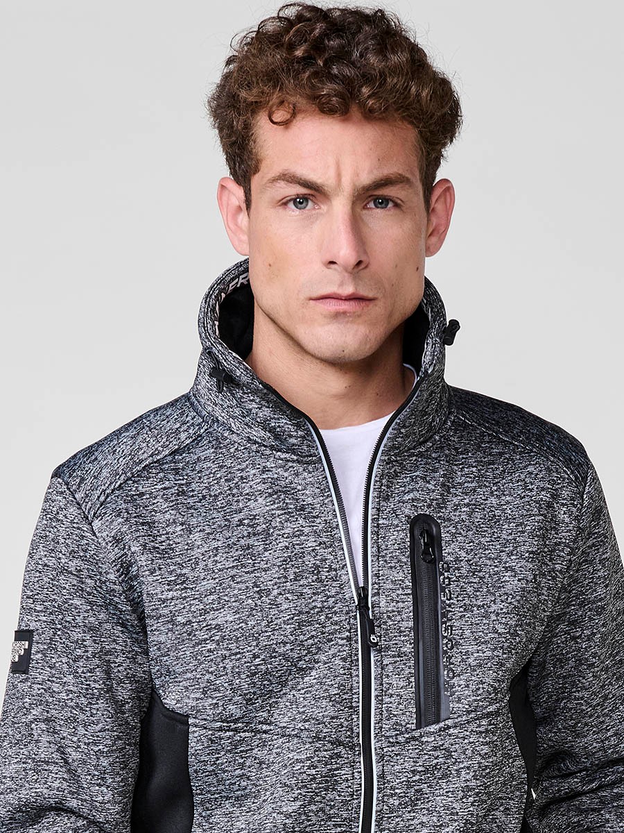Men’s black hoodie jacket with high neck, hood and zip closure. Made of 100% polyester, comfortable, lightweight and versatile.