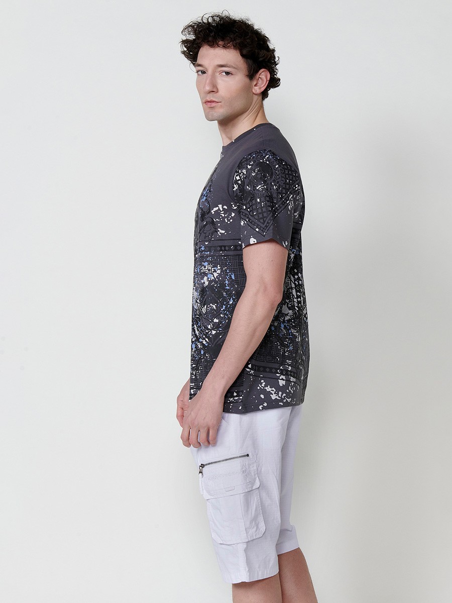 T-shirt homme gris avec imprimé frontal et col rond