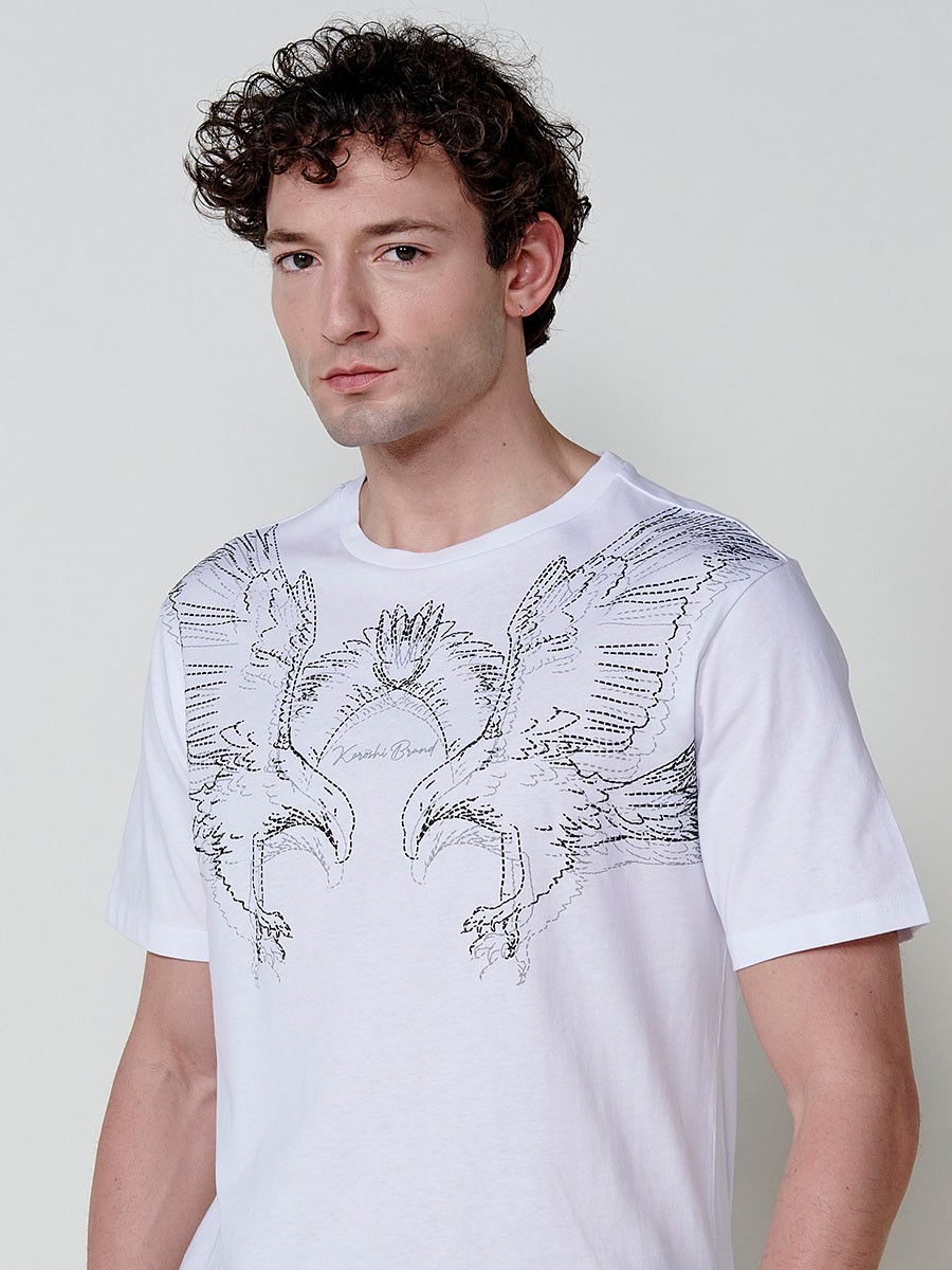 Camiseta blanca de algodón con estampado frontal y cuello redondo para hombre