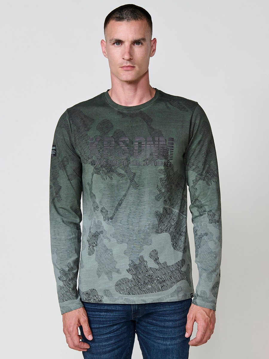 Camiseta de hombre kaki de manga larga, 100% algodón, con cuello redondo con abertura y estampado delantero.