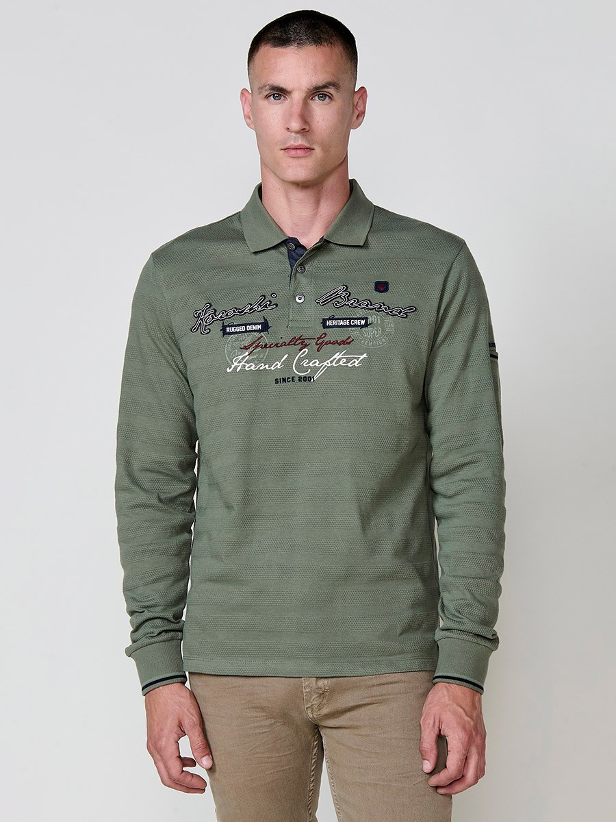 Polo de hombre de manga larga con cuello camisero. Prenda masculina básica de algodón 100%.