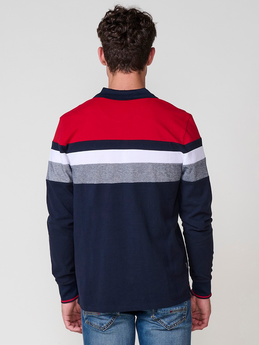 Polo de hombre rojo de manga larga, 100% algodón, con cuello camisero y estilo versátil para looks casuales o elegantes.