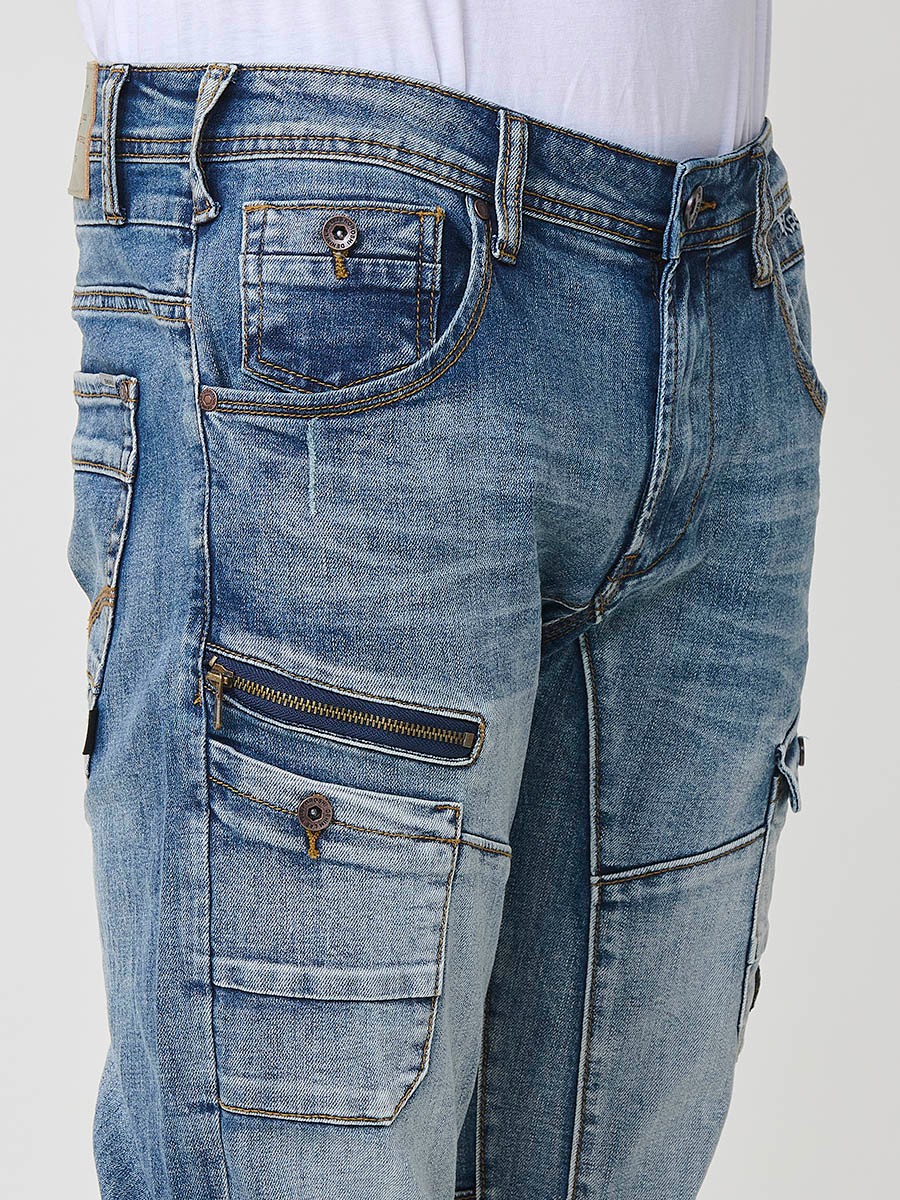 Jean homme Workwear Regular Fit en bleu clair, en coton avec élasthanne pour un confort optimal.