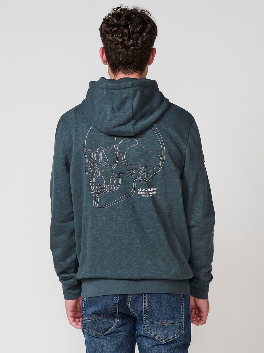 Sudadera de hombre en color verde oscuro con capucha ajustable y cordón. Tejido mezcla de algodón y poliéster para comodidad y estilo urbano.