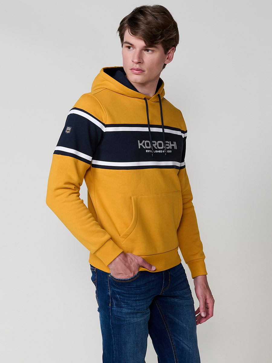 Men’s mustard hoodie in cotton and polyester blend for comfort, durability and modern urban style.