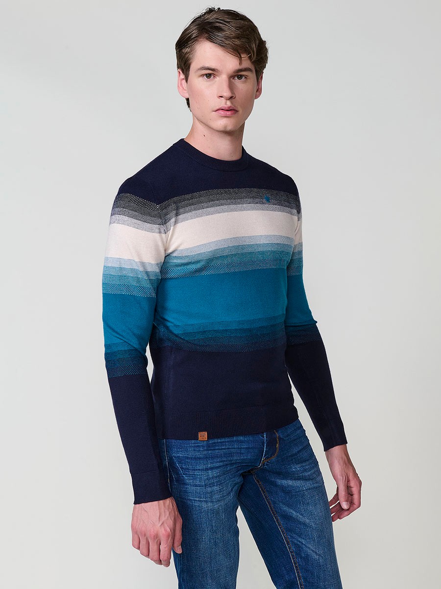 Jersey cobalto de hombre en tricot con cuello redondo y manga larga. Tejido de viscosa, poliamida y poliéster, moderno y cómodo.