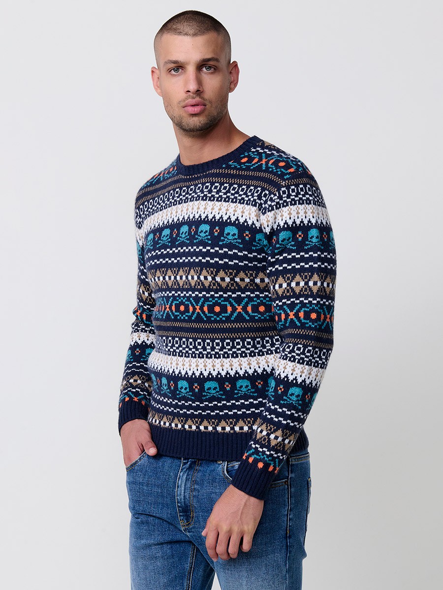 Jersey navy de hombre en tricot con cuello redondo y manga larga. Tejido mezcla de acrílico, poliamida y poliéster, moderno y versátil.