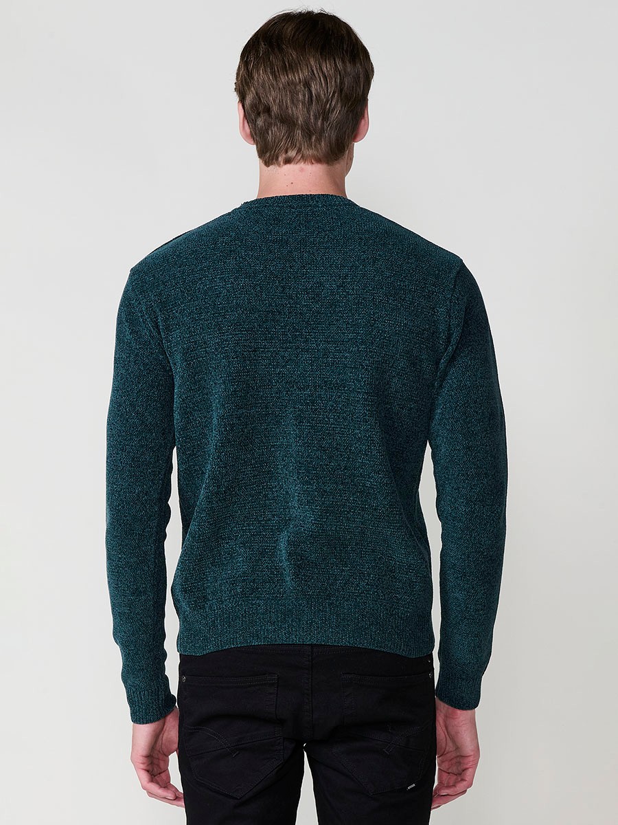 Men’s green tricot sweater with crew neck, long sleeves, and ribbed hems. Polyester and polyamide blend, modern and comfortable.