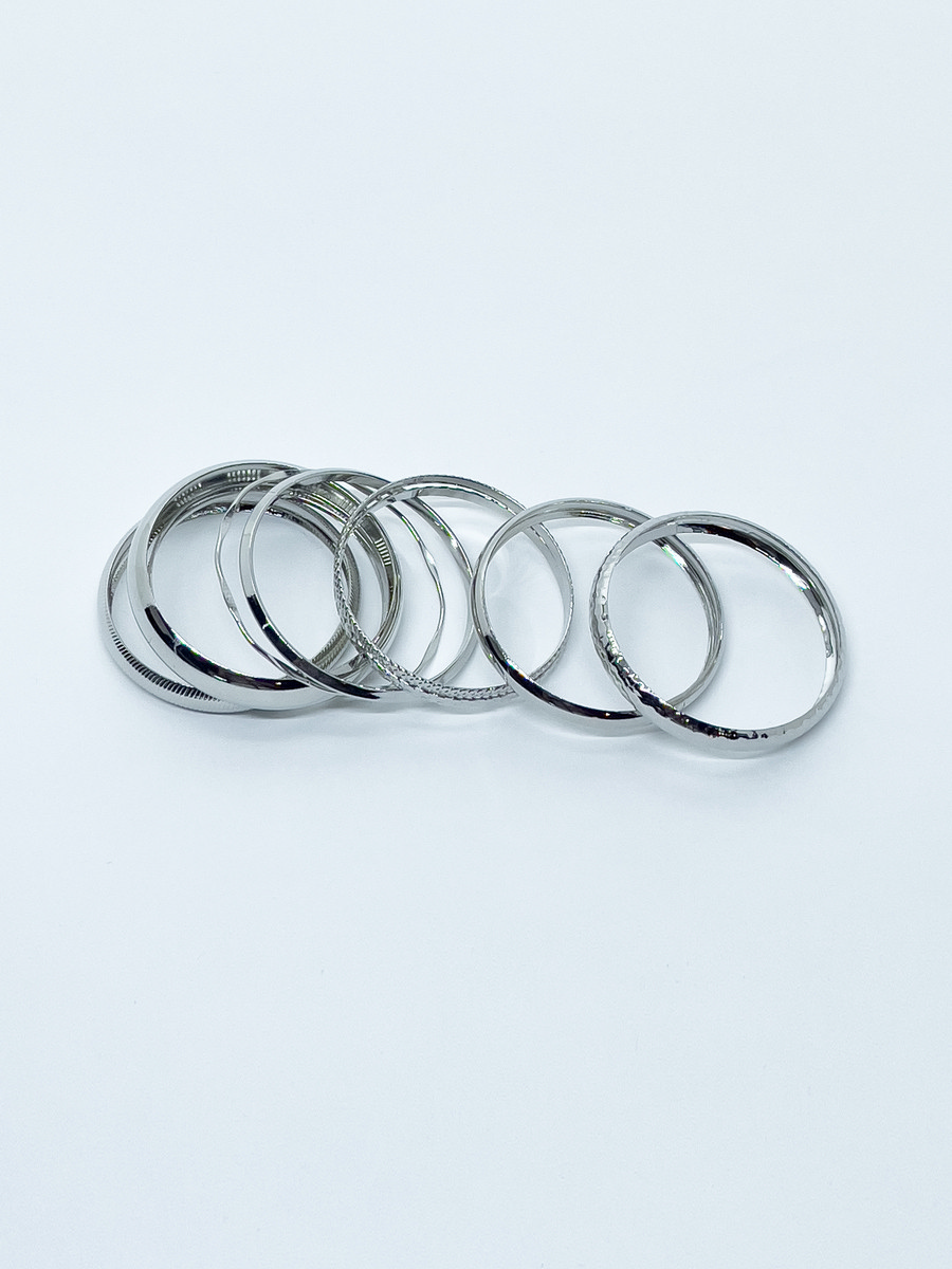 Set de bracelets rigides argentés sans fermoir pour femme 1