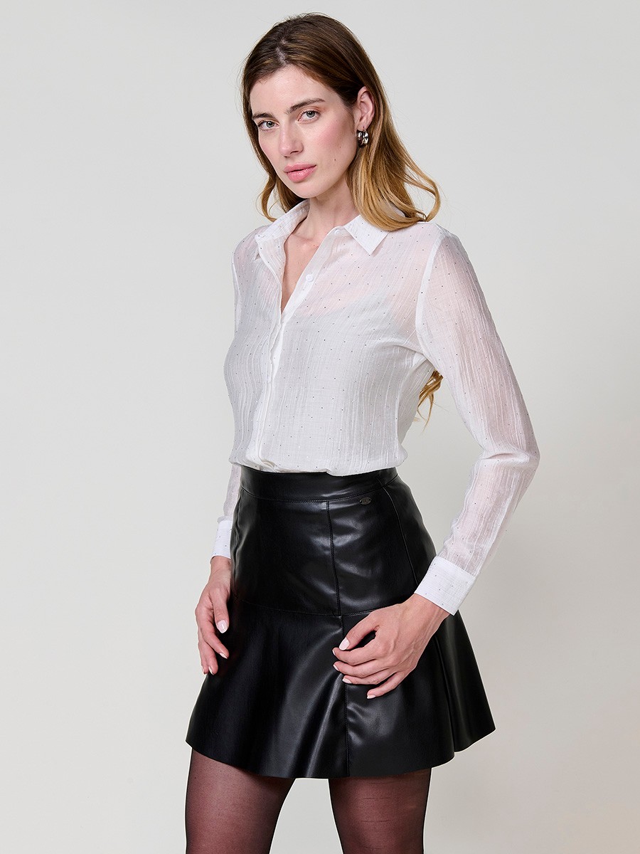Women’s satin crinkle fabric shirt with mini sparkles, shirt collar, long sleeves and hidden button placket.