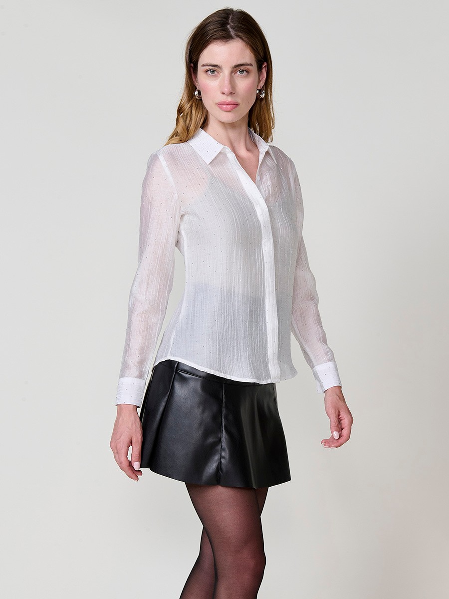 Women’s satin crinkle fabric shirt with mini sparkles, shirt collar, long sleeves and hidden button placket.