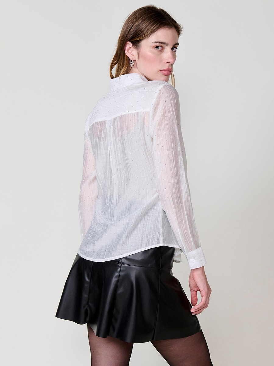 Women’s satin crinkle fabric shirt with mini sparkles, shirt collar, long sleeves and hidden button placket.