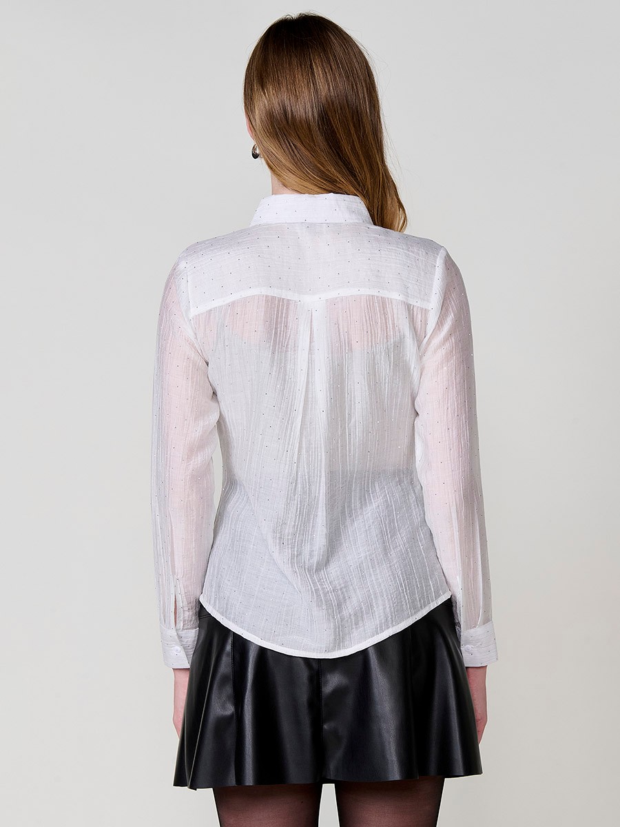 Women’s satin crinkle fabric shirt with mini sparkles, shirt collar, long sleeves and hidden button placket.