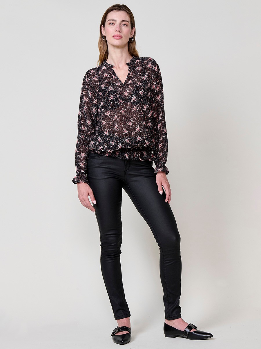 Sheer women’s blouse with mini floral print, round neck with frill, V-neckline, long sleeves and elasticated hem.