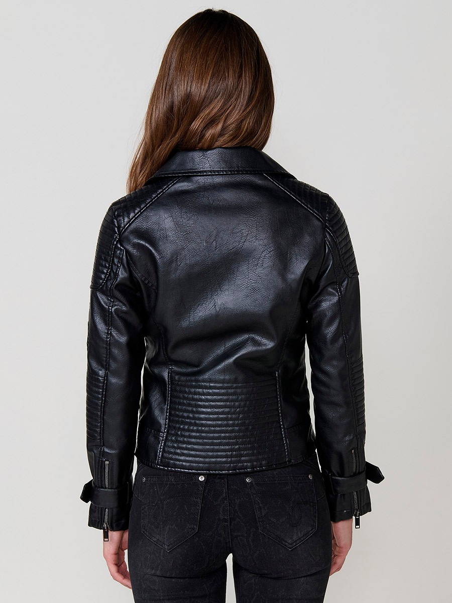 Women’s biker jacket in black faux leather, mao collar, metallic zipper closure and decorative chest pockets.