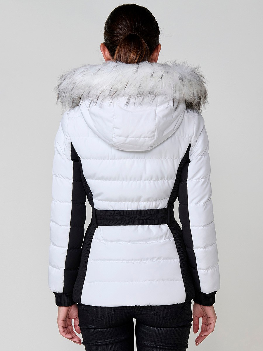 Chaqueta de mujer bicolor acolchada con laterales, mangas y cinturón en contraste, capucha extraíble y forro efecto pelo.
