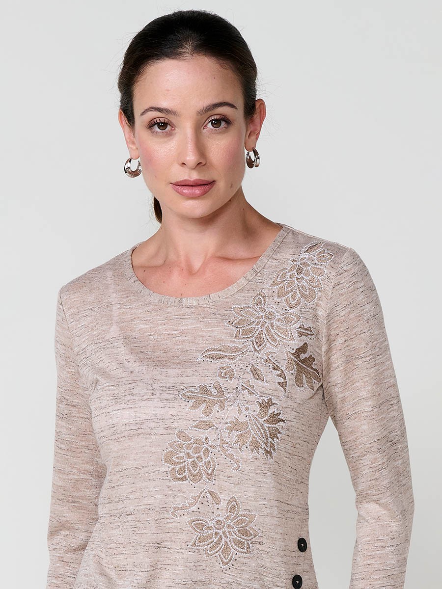 Women’s melange-effect T-shirt with asymmetric hem, diagonal buttons and shiny embroidery.