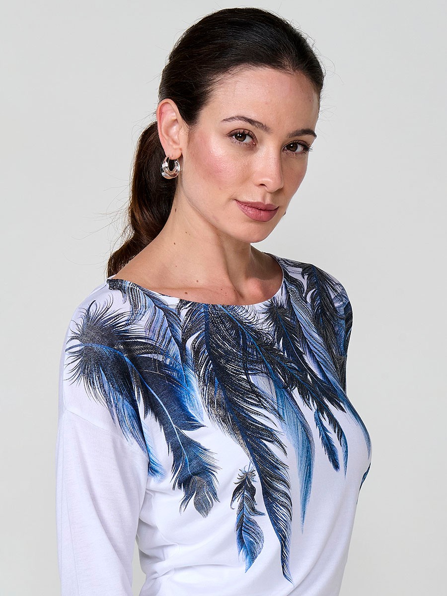 Camiseta blanca mujer manga larga con estampado de plumas y foil