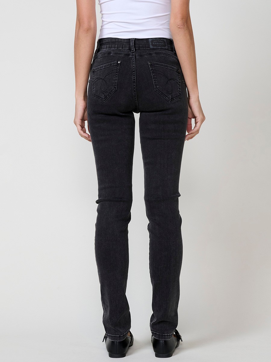 Women’s slim fit double push up black jeans with stretch fabric, five pockets and subtle shiny embroidery at the front.