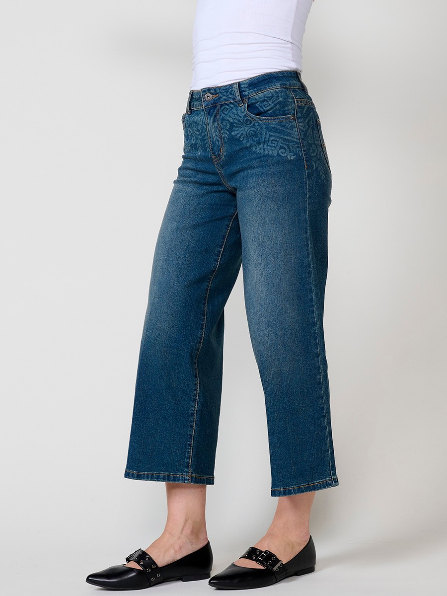Damen-Culotte-Jeans in Dunkelblau aus Stretch-Denim, mittlere Leibhöhe, fünf Taschen, Metallverschluss und Bleach-Degradé.