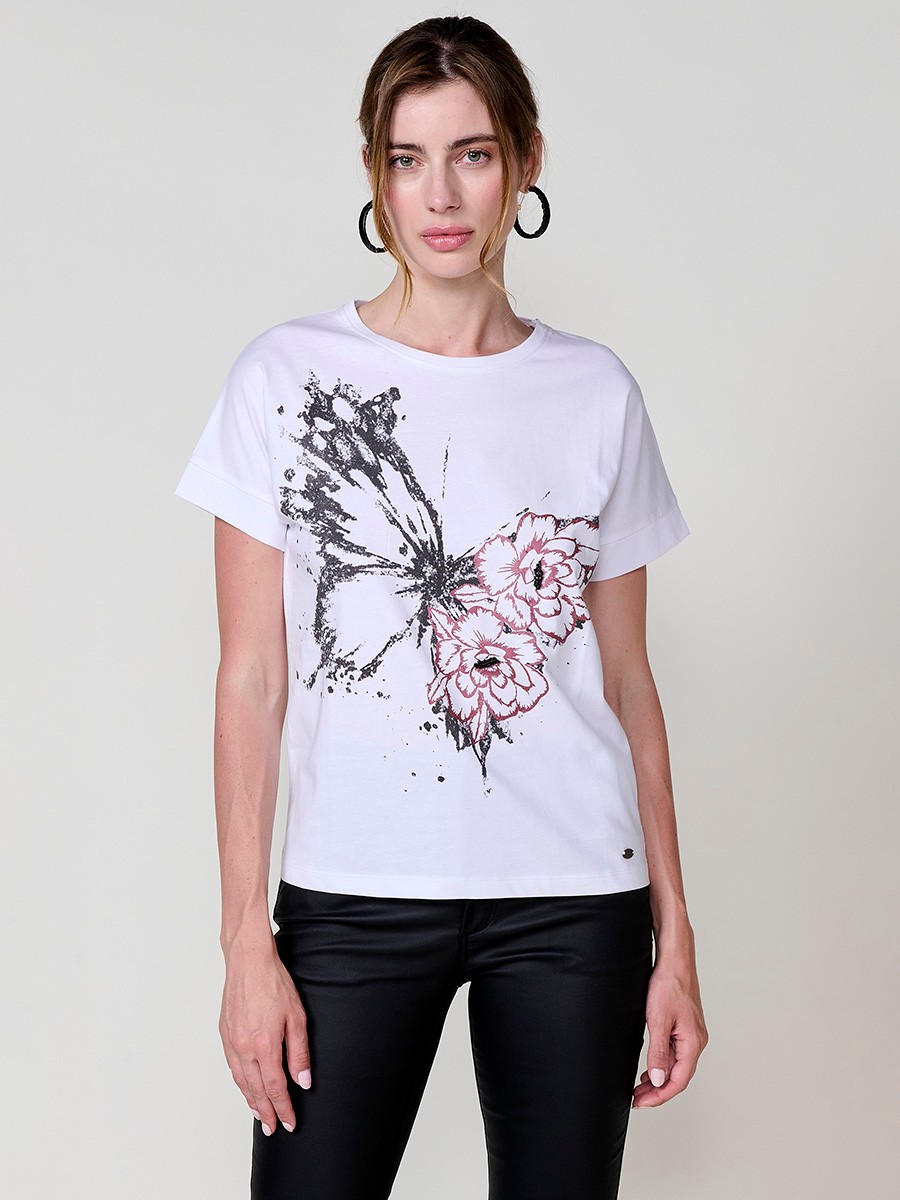 Camiseta blanca mujer algodón con mariposa, flor foil y abalorios 1