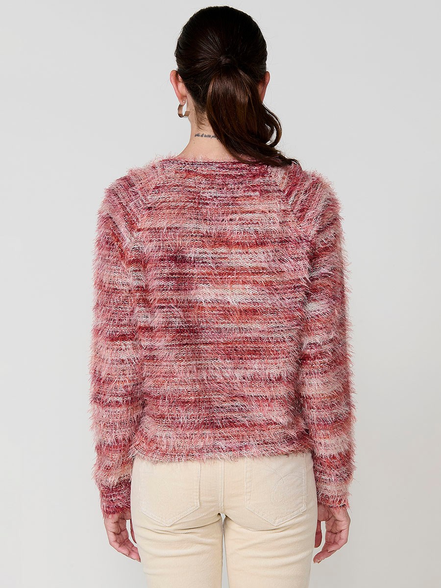 Jersey de punto con tacto efecto pelo para mujer, multicolor, manga larga y escote redondo. Detalle de placa metálica con logo Koröshi.