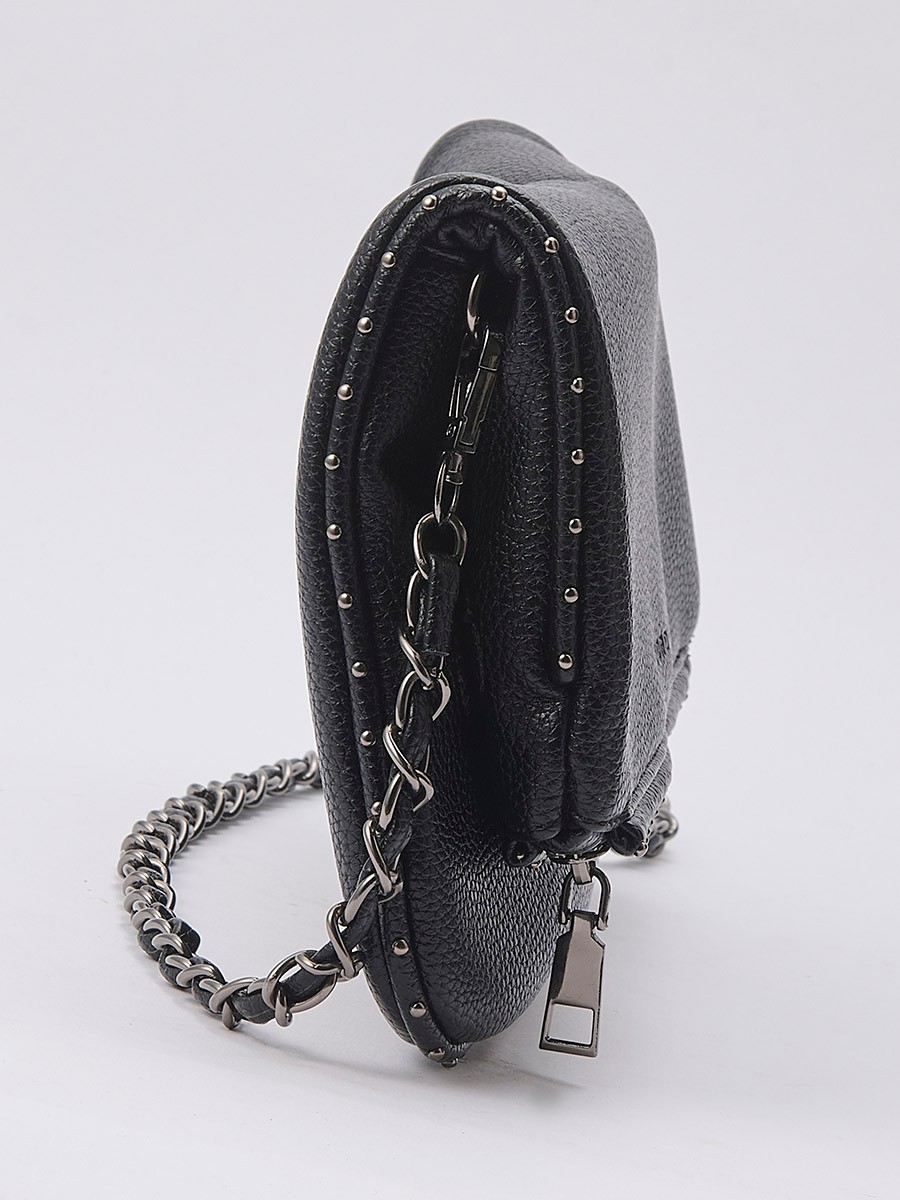 Slim crossbody bag for women in faux leather, top zipper closure and inner pocket.
