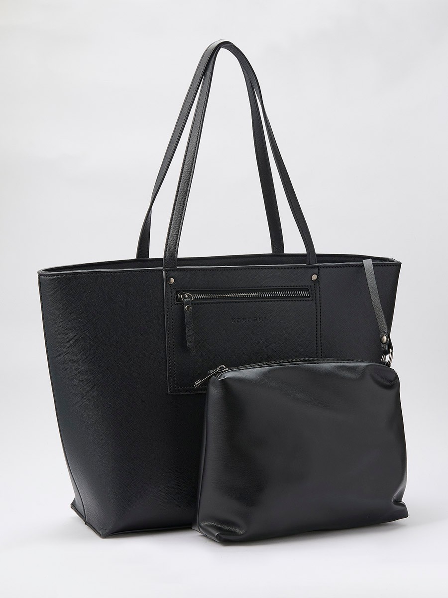 Large women’s shopper bag in faux leather with top zipper, interior pocket and removable zip pouch.
