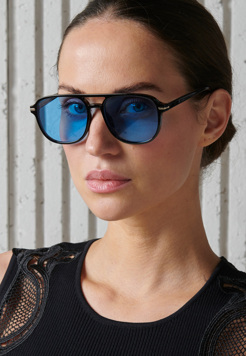 Gafas de sol unisex negras con lentes azules