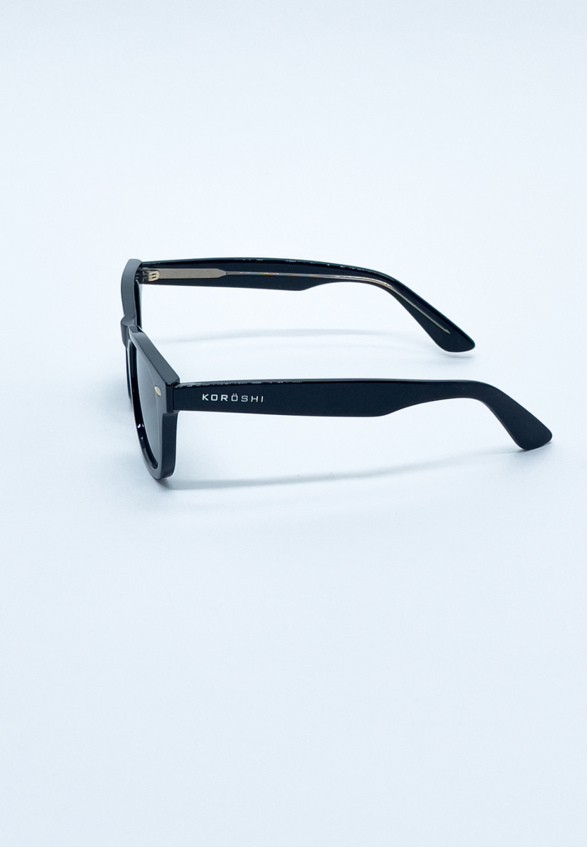 Gafas de sol unisex negras brillantes con lentes verdes polarizadas 3