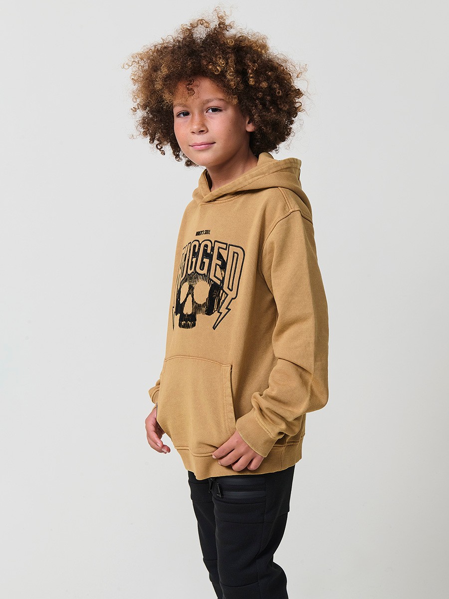 Sweat garçon en coton moutarde effet délavé avec capuche et poche kangourou. Doux, chaud et tendance.
