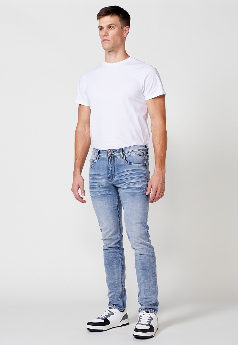 Jeans de hombre slim fit azul efecto lavado en knit denim
