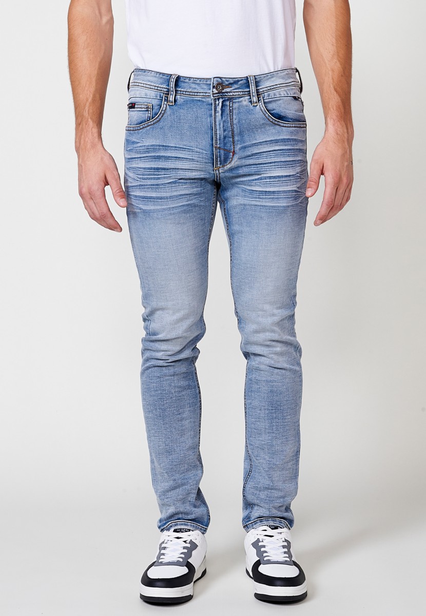 Jeans de hombre slim fit azul efecto lavado en knit denim 1