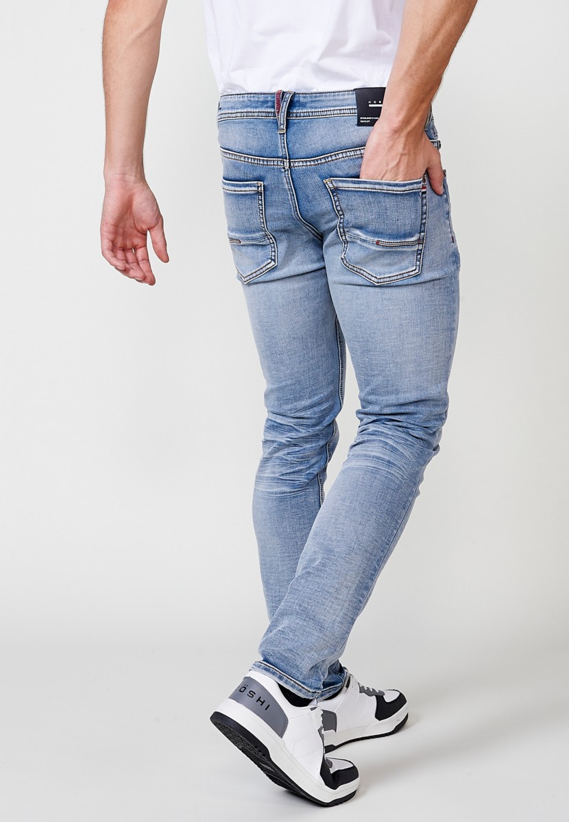 Jeans de hombre slim fit azul efecto lavado en knit denim 6