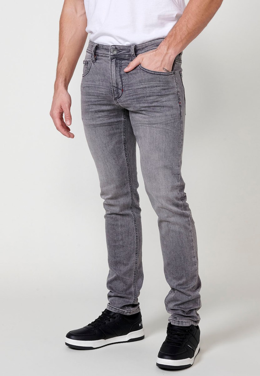 Jeans de hombre slim fit gris efecto lavado en knit denim