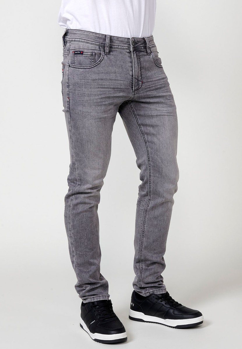 Jeans de hombre slim fit gris efecto lavado en knit denim