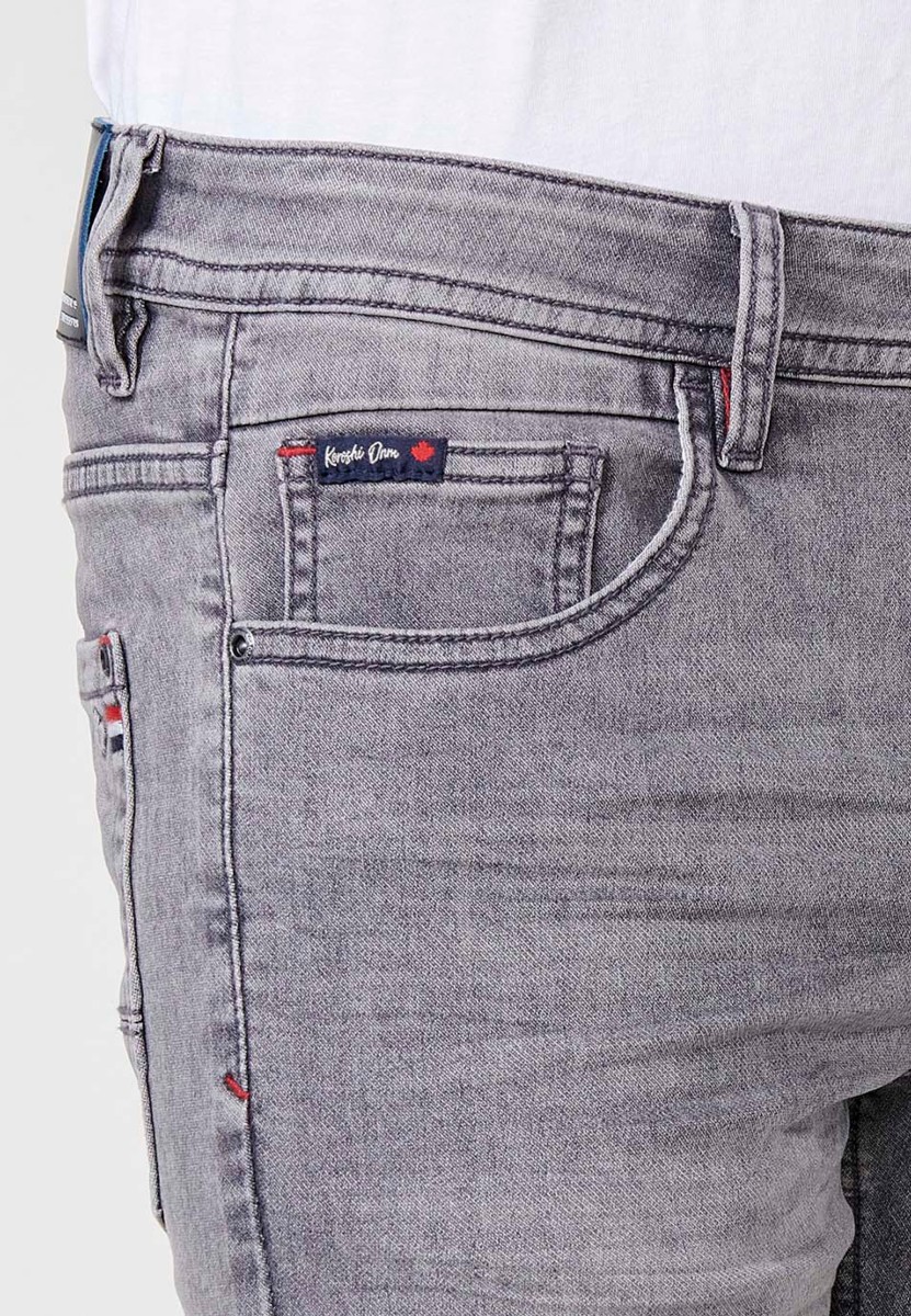 Jeans de hombre slim fit gris efecto lavado en knit denim